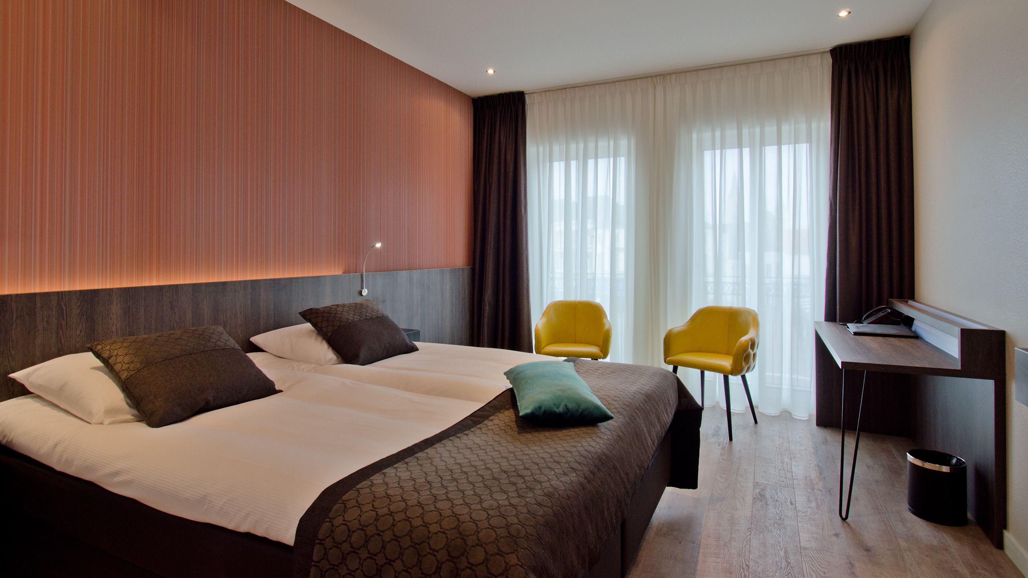 Hotel-Roermond-kamer (1).jpeg